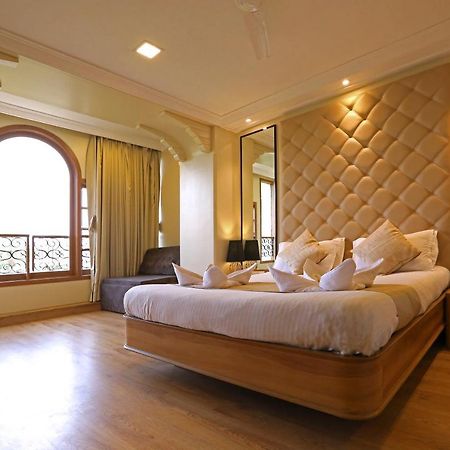 Gulf Hotel Mumbai Szoba fotó