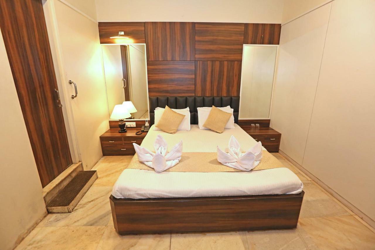 Gulf Hotel Mumbai Kültér fotó