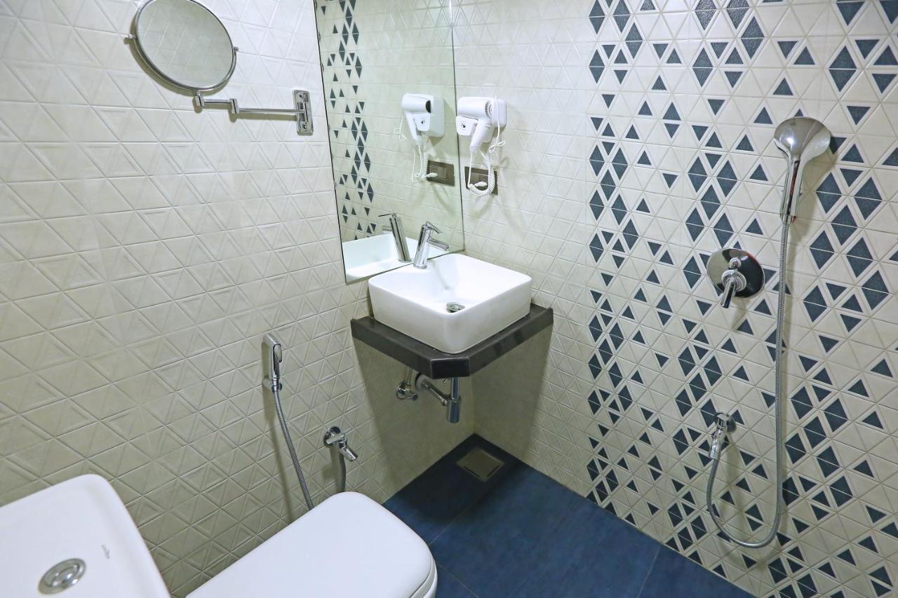 Gulf Hotel Mumbai Kültér fotó